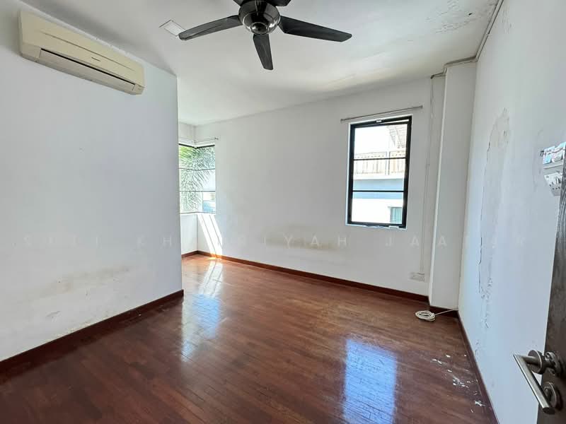 Semi-Detached House for Sale in Sungai Buloh (Selangor) - SITI KHAIRIYAH JAAFAR - PropertyGuru.com.my