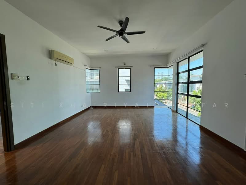 Semi-Detached House for Sale in Sungai Buloh (Selangor) - SITI KHAIRIYAH JAAFAR - PropertyGuru.com.my