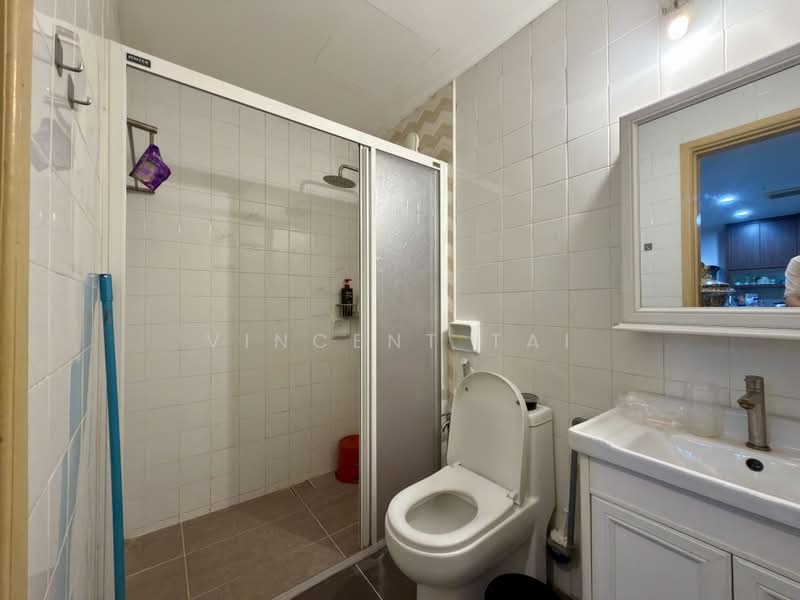 Rumah Bandar untuk Dijual di Country Heights (Kajang) - Vincent Tai - Bathroom - PropertyGuru.com.my