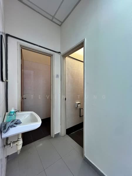 Office for Sale in Warisan Cityview (Cheras) - Steven Tung - Bathroom - PropertyGuru.com.my