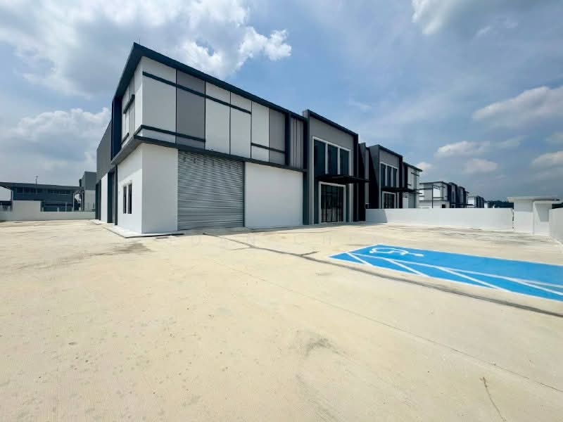Kilang Berkembar untuk Disewa di Eco Business Park 1 (Johor Bahru) - Joan Chia - Exterior - PropertyGuru.com.my