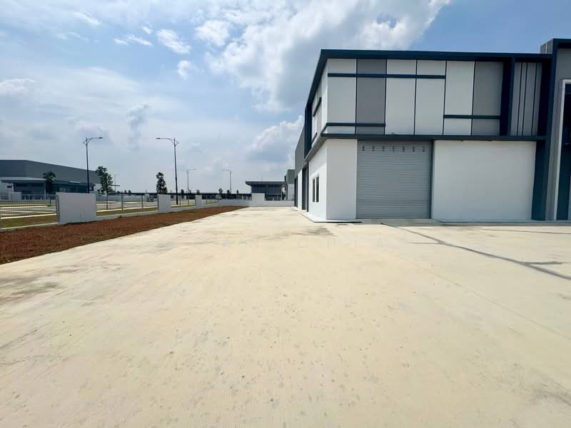 Kilang Berkembar untuk Disewa di Eco Business Park 1 (Johor Bahru) - Joan Chia - Exterior - PropertyGuru.com.my