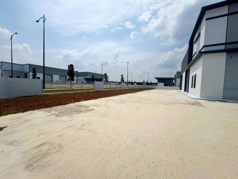Kilang Berkembar untuk Disewa di Eco Business Park 1 (Johor Bahru) - Joan Chia - Exterior - PropertyGuru.com.my