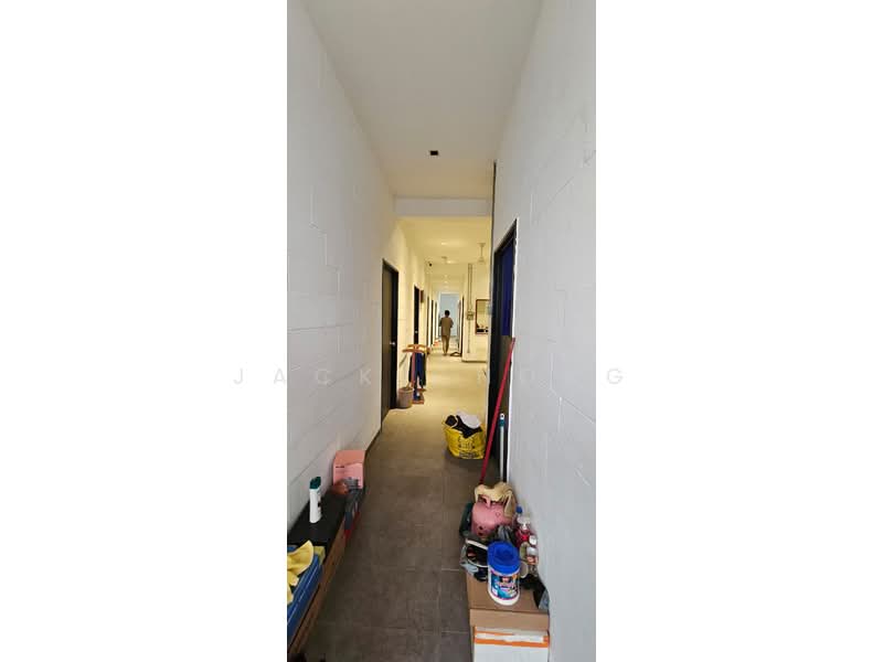 Shop / Office untuk Dijual di Petaling Jaya (Selangor) - Jack Chong - Corridor - PropertyGuru.com.my