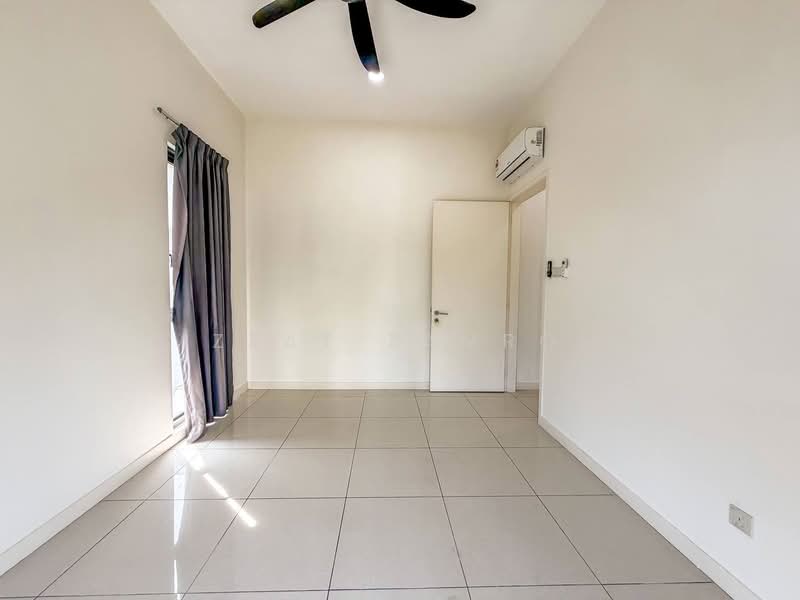 Semi-Detached House for Sale in Bandar Sungai Long (Selangor) - Izzat Zamros - PropertyGuru.com.my