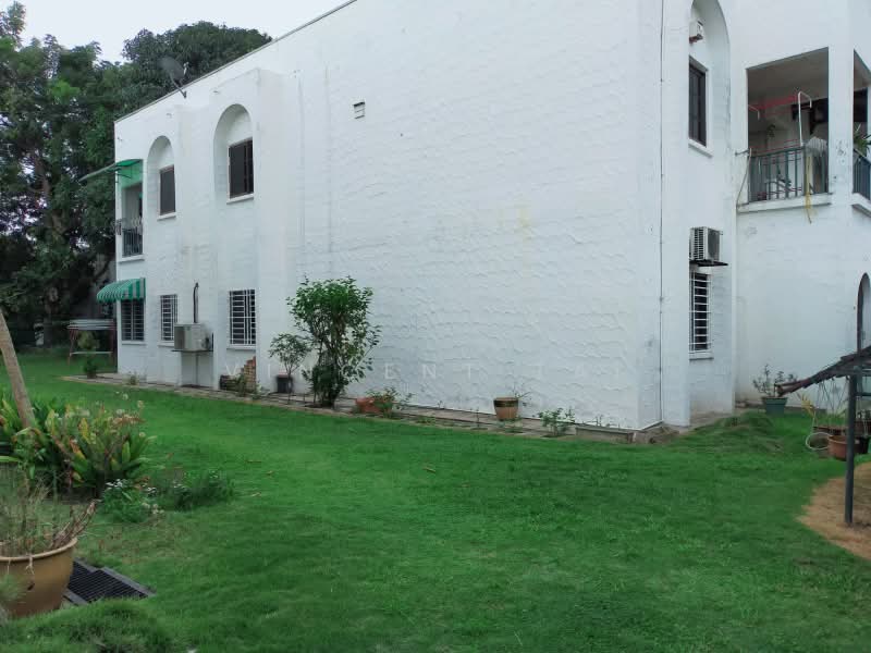Townhouse for Sale in Country Heights (Kajang) - Vincent Tai - Exterior - PropertyGuru.com.my