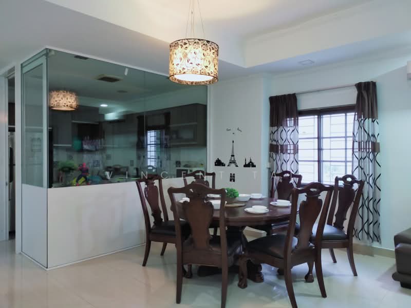 Townhouse for Sale in Country Heights (Kajang) - Vincent Tai - Dining Room - PropertyGuru.com.my