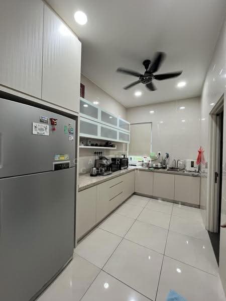 Semi-Detached House for Sale in Kinrara Residence (Puchong) - Carrey Chiah - Kitchen - PropertyGuru.com.my