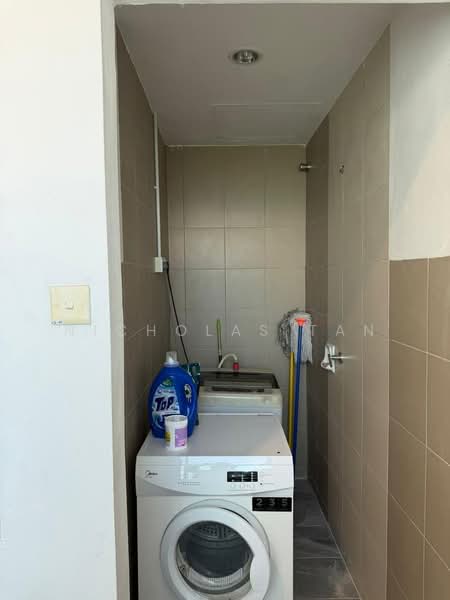 Condominium for Sale at Skyvilla Residences - Nicholas Tan - PropertyGuru.com.my