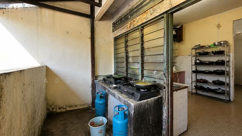 2-storey Terraced House for Sale in Damansara Heights (Kuala Lumpur) - Adzura Zamedin - Kitchen - PropertyGuru.com.my