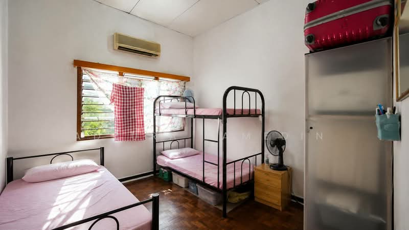 2-storey Terraced House for Sale in Damansara Heights (Kuala Lumpur) - Adzura Zamedin - Bedroom - PropertyGuru.com.my