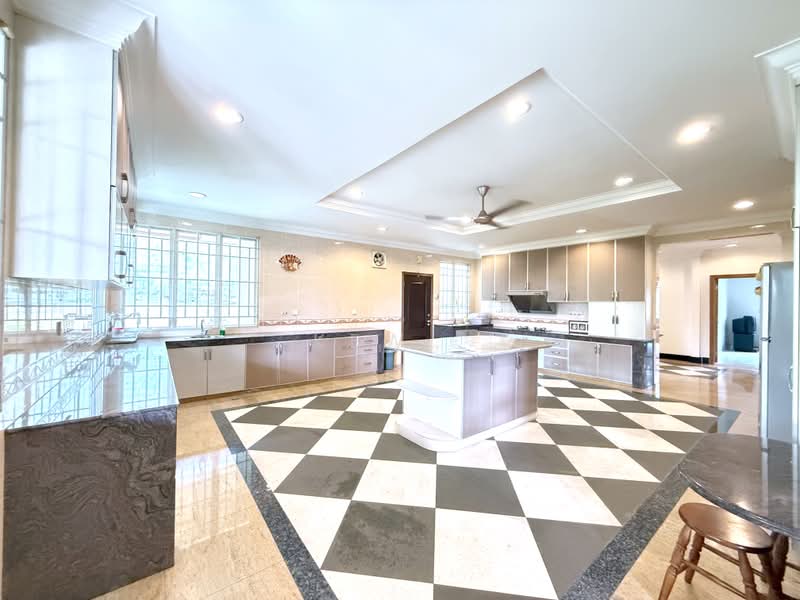 Bungalow House for Sale in Country Heights (Kajang) - Kew . - Kitchen - PropertyGuru.com.my