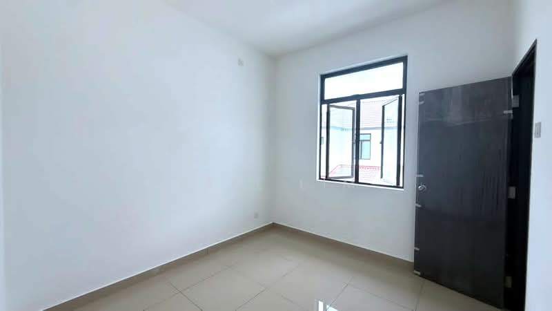 2-storey Terraced House for Sale in Taman Austin Duta (Tebrau) - Karl Lim - Interior - PropertyGuru.com.my