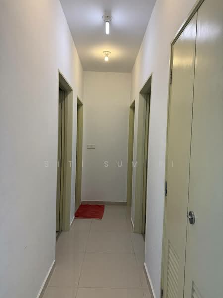 Kondominium untuk Dijual di The Hamilton - Siti Sumiri - Corridor - PropertyGuru.com.my