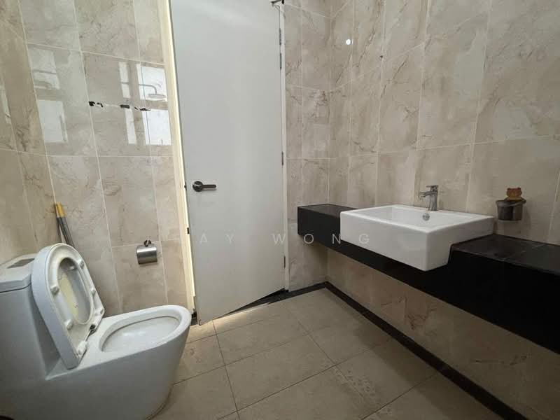Cluster House for Rent in Setia Tropika (Johor Bahru) - Ray Wong - Bathroom - PropertyGuru.com.my