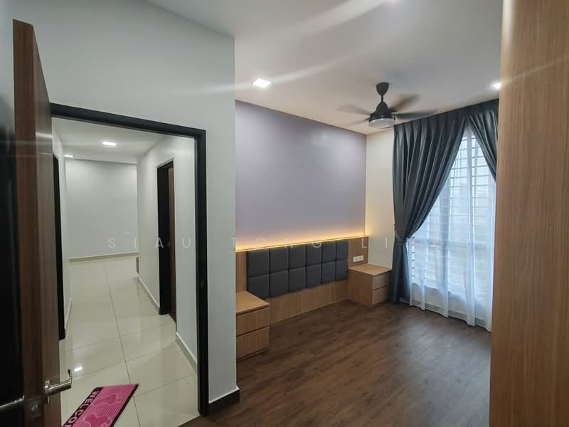Service Residence for Sale at Veranda Residence - Siau Tong Ling - Bedroom - PropertyGuru.com.my