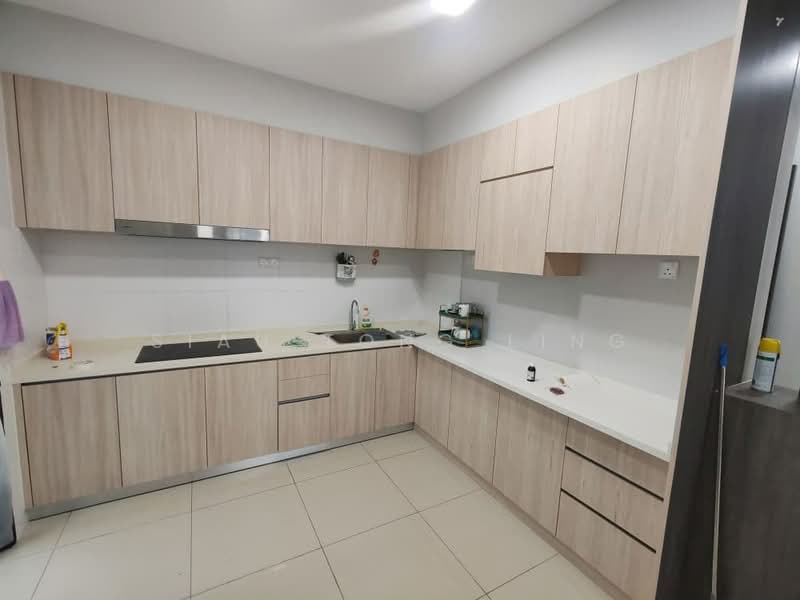 Service Residence for Sale at Veranda Residence - Siau Tong Ling - Kitchen - PropertyGuru.com.my