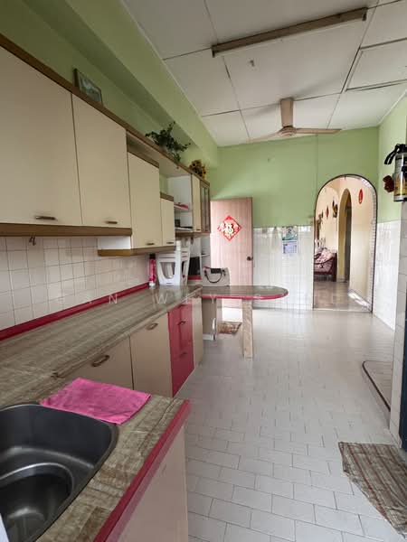 Rumah Teres untuk Dijual di Puchong (Selangor) - GAN WEY SAND - Kitchen - PropertyGuru.com.my