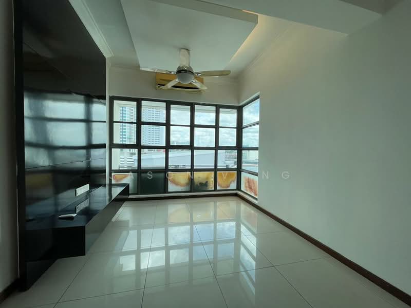 Kediaman Servis untuk Dijual di Saujana Residency - Jason Vong - Living Room - PropertyGuru.com.my