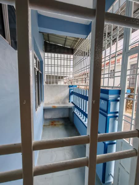 2.5-storey Terraced House for Rent in Taman Pulai Utama (Skudai) - Johnson Yap - Balcony - PropertyGuru.com.my