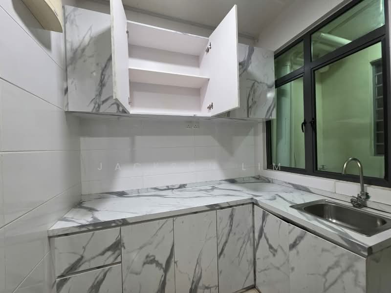 Service Residence for Rent at ARC @ Austin Hills - Jackson Lim - Kitchen - PropertyGuru.com.my