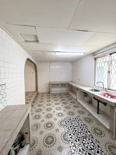 2-storey Terraced House for Sale in Taman Cempaka (Ampang) - Zul Arif - Kitchen - PropertyGuru.com.my