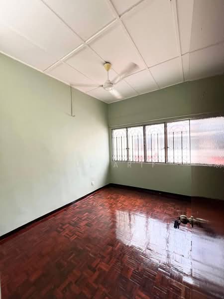 2-storey Terraced House for Sale in Taman Cempaka (Ampang) - Zul Arif - Interior - PropertyGuru.com.my