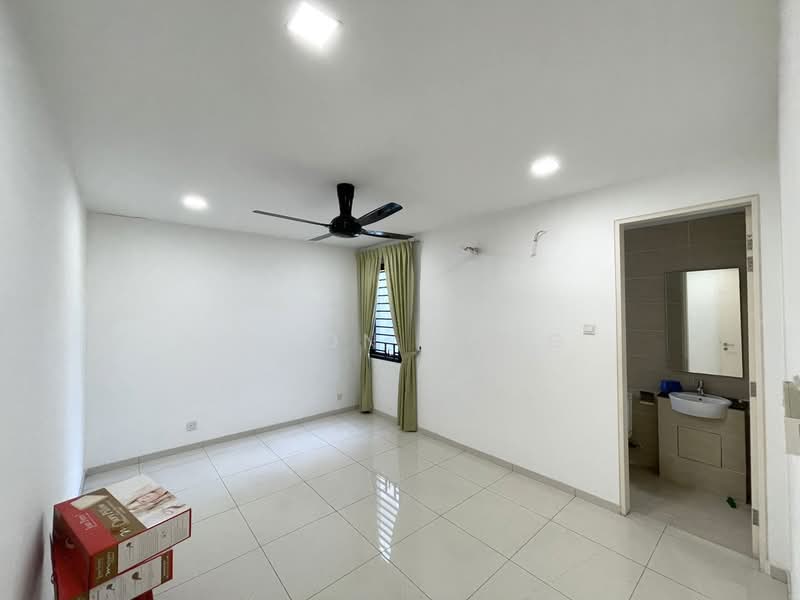 3-storey Terraced House for Sale in Lake Fields (Sungai Besi) - Jason Vong - Interior - PropertyGuru.com.my