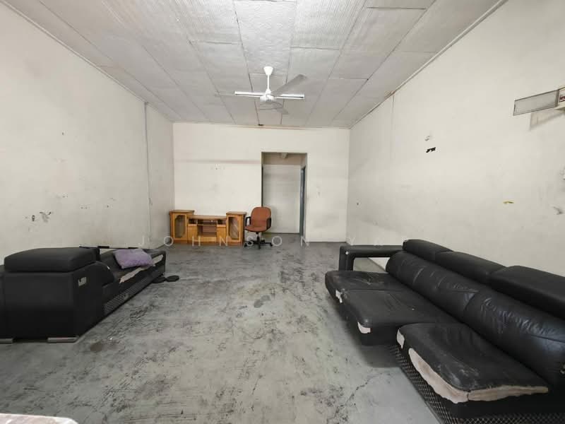 Shop for Sale in Kawasan Perindustrian Tampoi (Johor Bahru) - Johnson Yap - Living Room - PropertyGuru.com.my