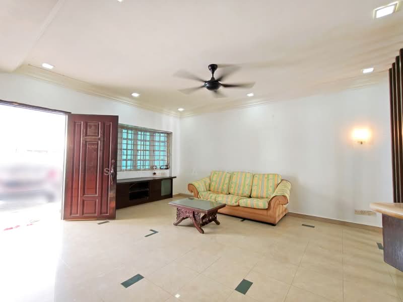 2-storey Terraced House for Sale in Permas Jaya (Johor) - Stella Chia - Living Room - PropertyGuru.com.my