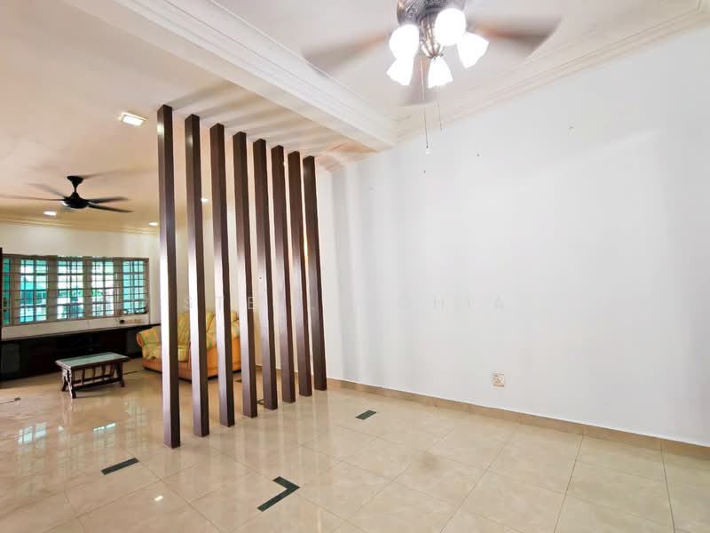 2-storey Terraced House for Sale in Permas Jaya (Johor) - Stella Chia - Living Room - PropertyGuru.com.my