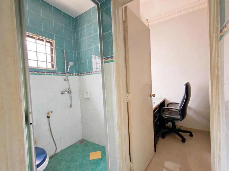 2-storey Terraced House for Sale in Permas Jaya (Johor) - Stella Chia - Bathroom - PropertyGuru.com.my
