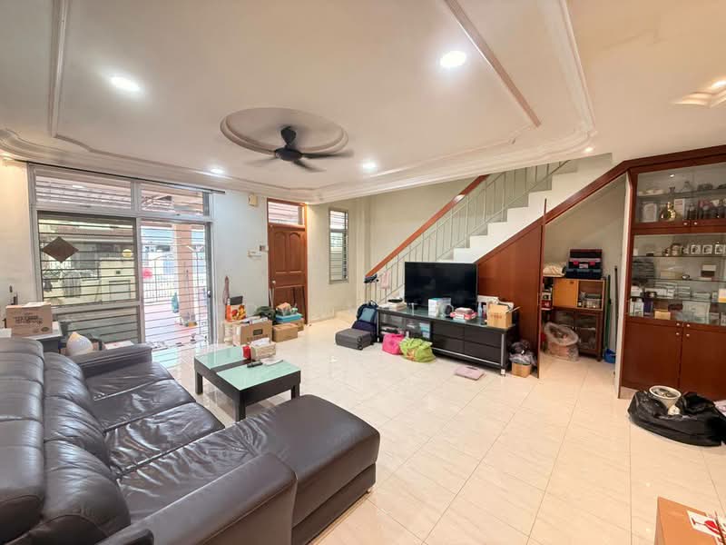 2-storey Terraced House for Sale in Bukit Indah (Iskandar Puteri (Nusajaya)) - Edwin Toh - Living Room - PropertyGuru.com.my