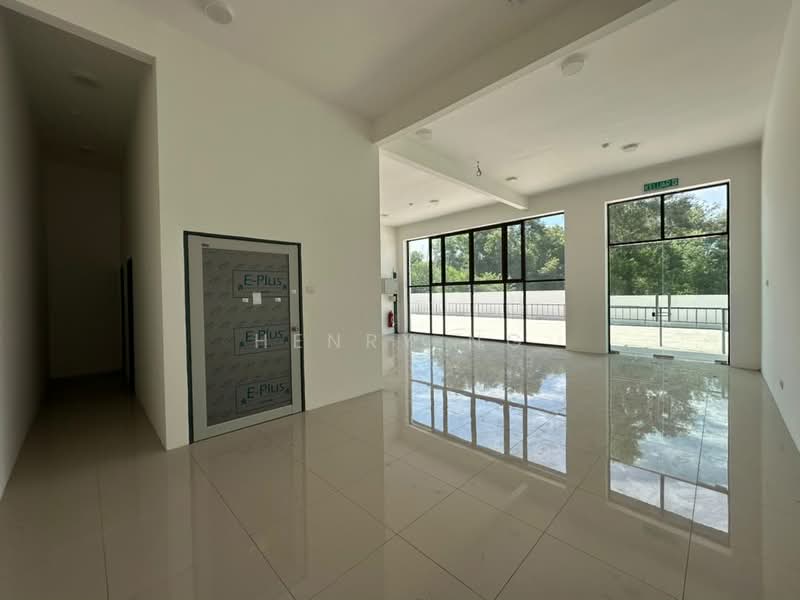 Warehouse for Rent in Sungai Petani (Kedah) - Henry Ng - Entrance - PropertyGuru.com.my
