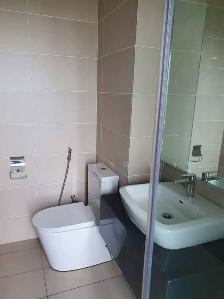 Service Residence for Sale at The Link 2 @ Bukit Jalil (Serviced Residences) - Wan Hung Liew - Bathroom - PropertyGuru.com.my