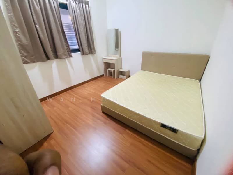 Service Residence for Sale at The Link 2 @ Bukit Jalil (Serviced Residences) - Wan Hung Liew - Bedroom - PropertyGuru.com.my