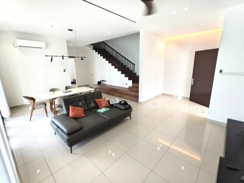 Semi-Detached House for Sale in Taman Gaya (Ulu Tiram) - Karl Lim - Living Room - PropertyGuru.com.my