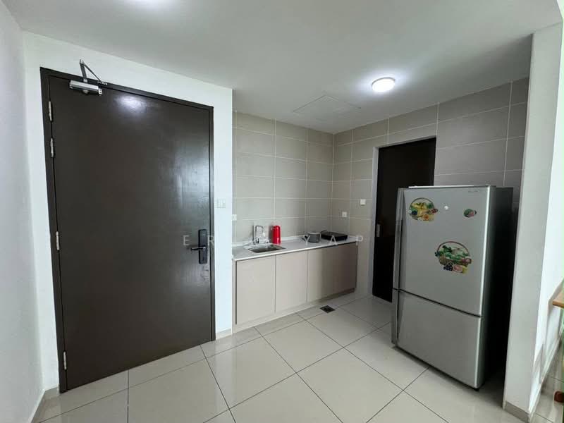Kediaman Servis untuk Dijual di Wave @ Marina Cove - ERIC YAP - PropertyGuru.com.my