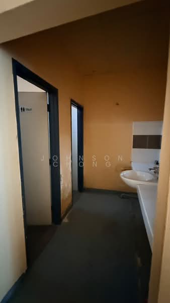 Shop for Rent in Bandar Dato Onn (Tebrau) - Johnson Chong - Bathroom - PropertyGuru.com.my