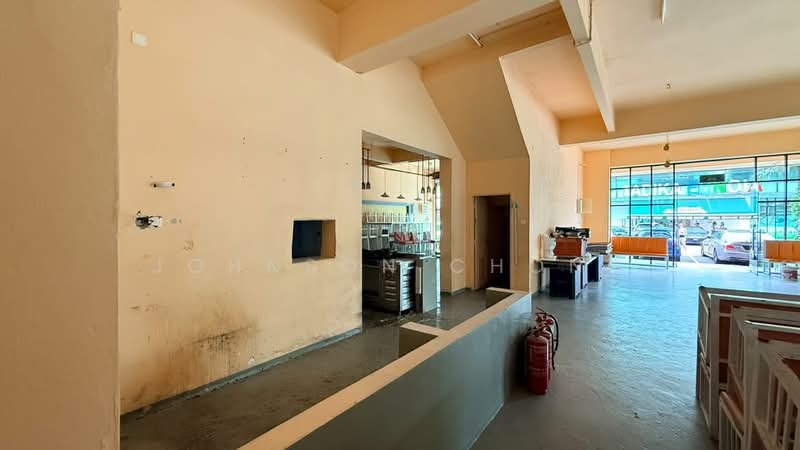 Shop for Rent in Bandar Dato Onn (Tebrau) - Johnson Chong - Interior - PropertyGuru.com.my