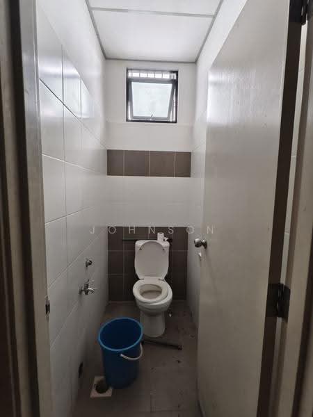 Kedai untuk Disewa di Bandar Dato Onn (Tebrau) - Johnson Chong - Bathroom - PropertyGuru.com.my