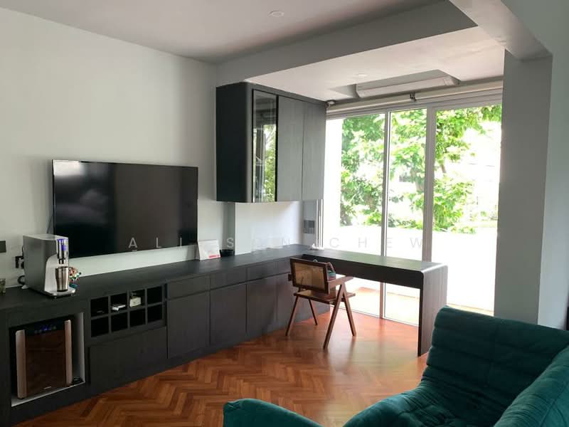 2.5-storey Terraced House for Sale in Tanjung Tokong (Penang) - Alisson Chew - Living Room - PropertyGuru.com.my