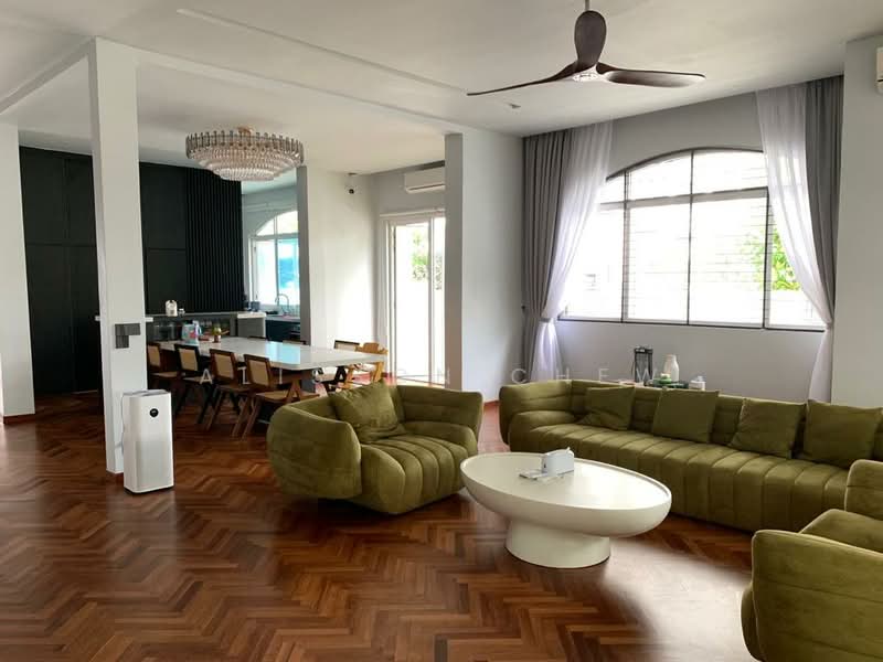 2.5-storey Terraced House for Sale in Tanjung Tokong (Penang) - Alisson Chew - Living Room - PropertyGuru.com.my