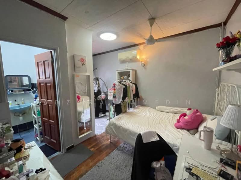 2-storey Terraced House for Sale in Wangsa Maju (Kuala Lumpur) - Adzura Zamedin - Bedroom - PropertyGuru.com.my