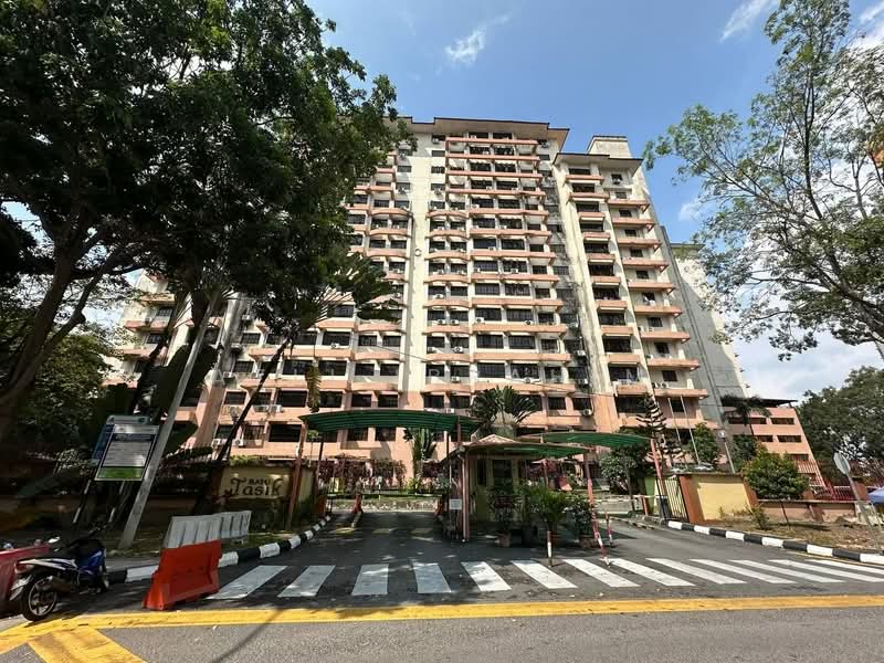 Condominium for Sale at Bayu Tasik 1 - Azli Ibrahim - Exterior - PropertyGuru.com.my