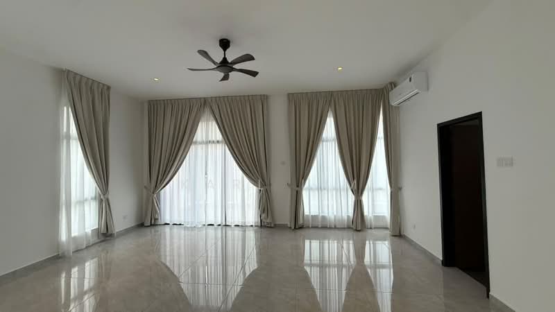 Link Bungalow for Sale in Taman Daya (Johor Bahru) - Karl Lim - Living Room - PropertyGuru.com.my