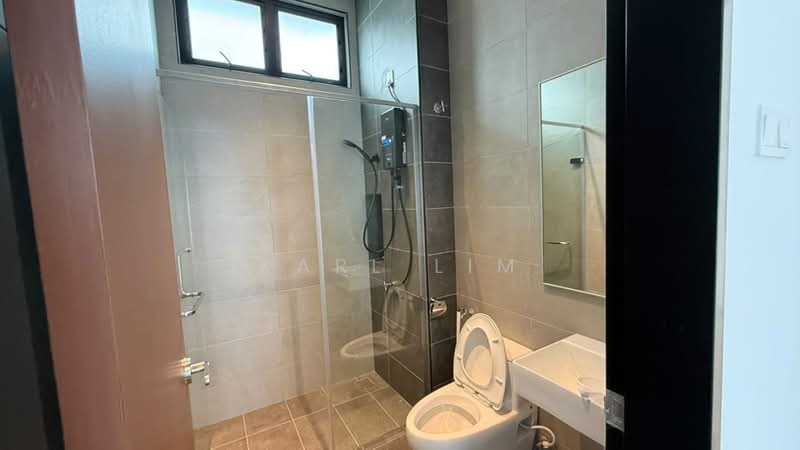 Link Bungalow for Sale in Taman Daya (Johor Bahru) - Karl Lim - Bathroom - PropertyGuru.com.my