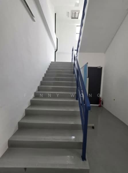 Warehouse for Rent in Taman Perindustrian Subang (Subang Jaya) - Fanny Wong - Interior - PropertyGuru.com.my