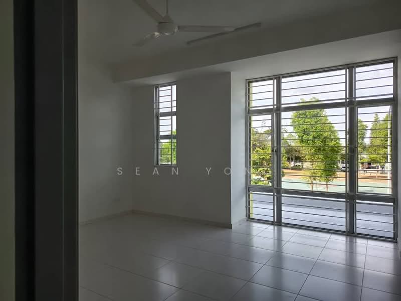 2-storey Terraced House for Rent in Bandar Tasik Puteri (Rawang) - Sean Yong - Living Room - PropertyGuru.com.my