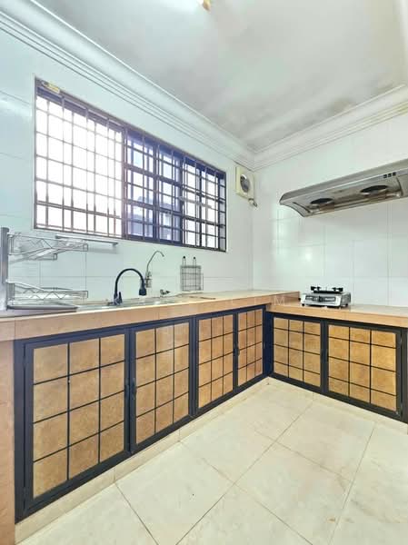 Rumah Teres 1-Tingkat untuk Dijual di Taman Johor Jaya (Johor Bahru) - Karl Lim - Kitchen - PropertyGuru.com.my